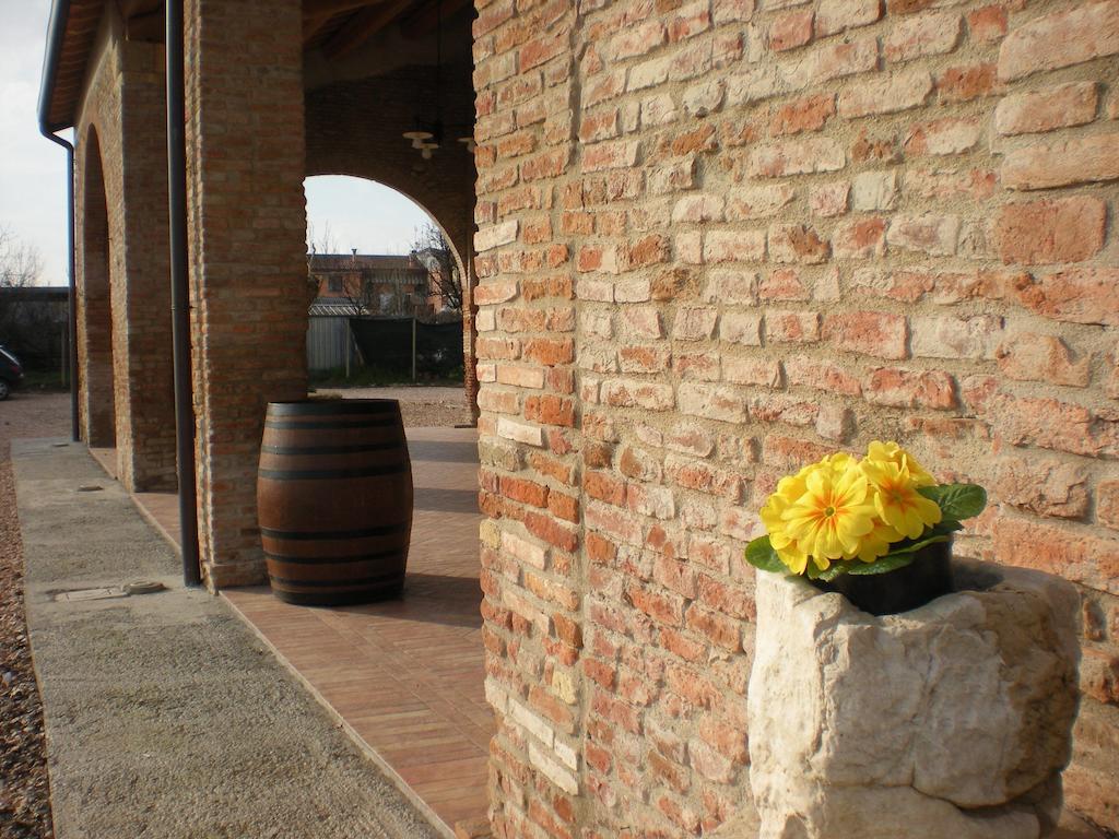 Agriturismo Al Casale ลูนิโก ภายนอก รูปภาพ