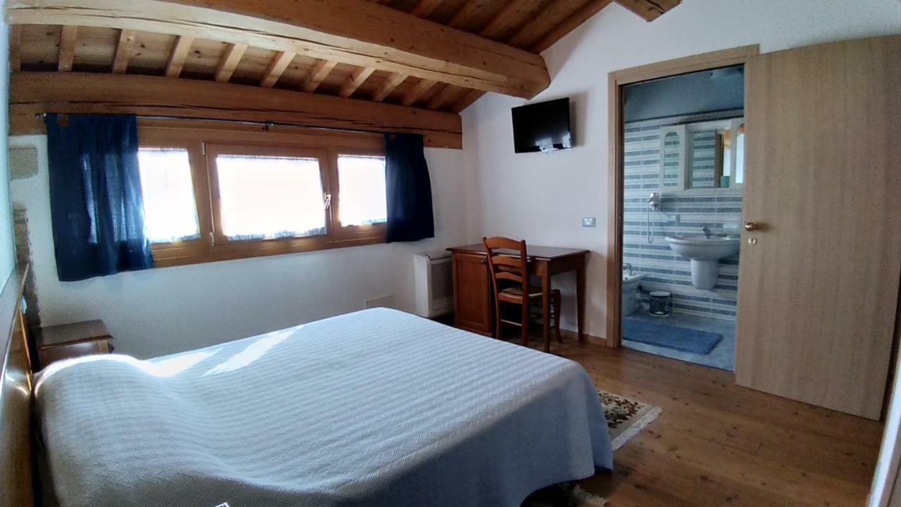 Agriturismo Al Casale ลูนิโก ภายนอก รูปภาพ